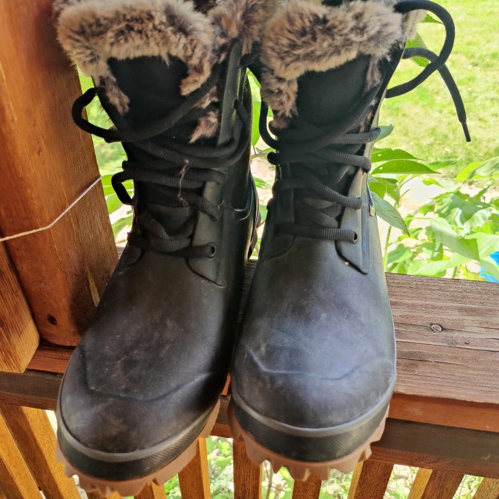 Bogs Faux Fur Lined Waterproof Boots